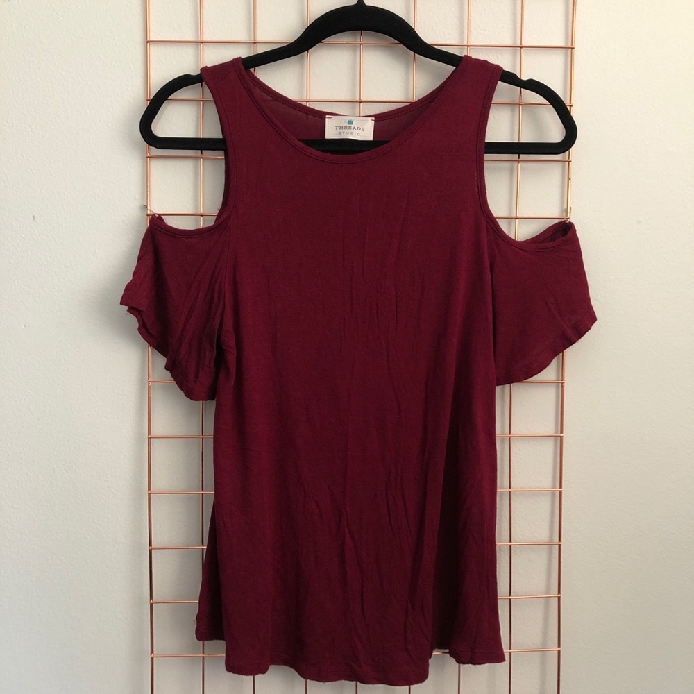 Threads Studio | Maroon Cold-Shoulder Tee